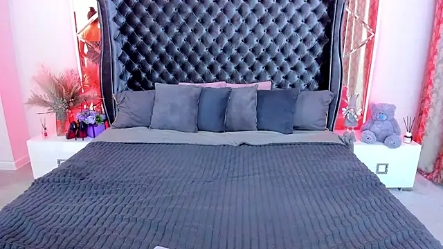 Rebecca_Diamond webcam