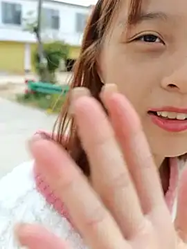 美女Aytc9989在线直播