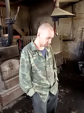 _uncle_mitya-43_ - _uncle_Mitya-43_'s free webcam - UK Sex Cams