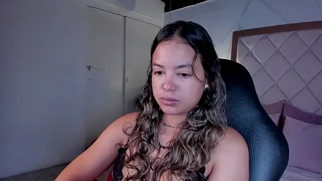 dulce_lyraa1 - Dulce_lyraa1's free webcam - UK Sex Cams