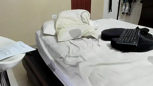 SebaxttianCock webcam