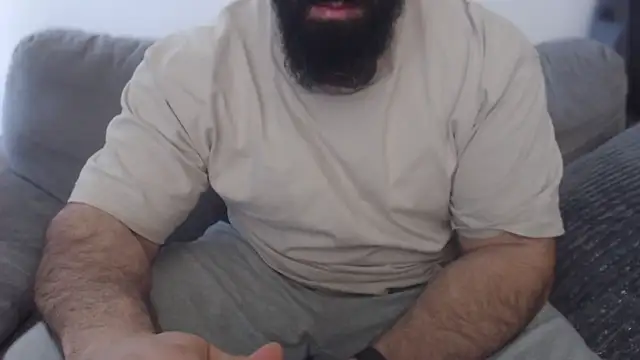 hugemachohandsome webcam