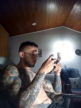 sebastian_horny webcam