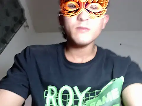 SexyboyHot2000 webcam