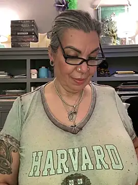 dieseldame1313 webcam