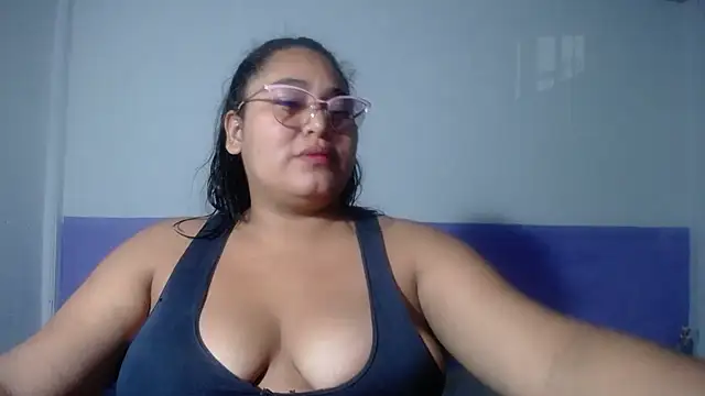 sirena_15 - Sirena_15's free webcam - UK Sex Cams