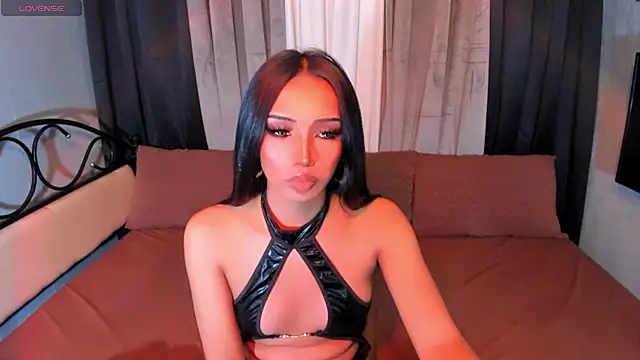 xUrGoddess_islaCumsAlotx webcam