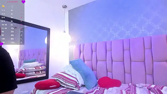 brithanyadams23 webcam