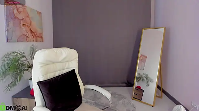 LeticiaRomano webcam