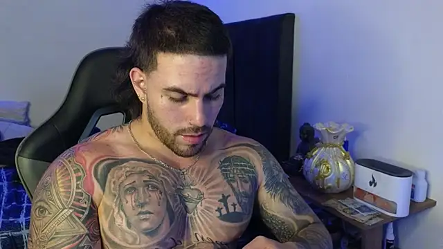 ades_lowe - Ades_Lowe's free webcam - UK Sex Cams