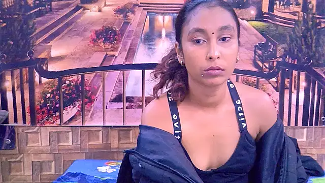 indiansexybutt - IndianSexyButt's free webcam - UK Sex Cams