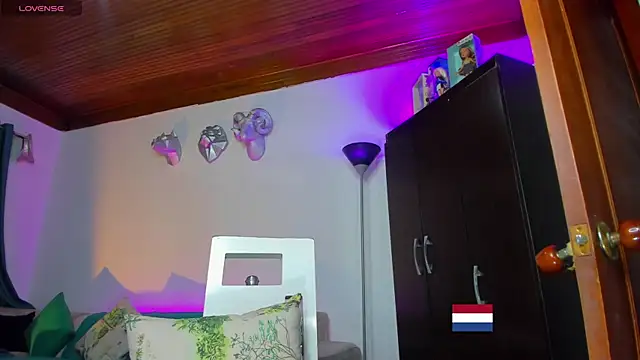 samara_veguz222 webcam