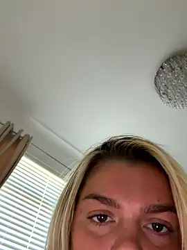 Irish_BarbieMilfx webcam