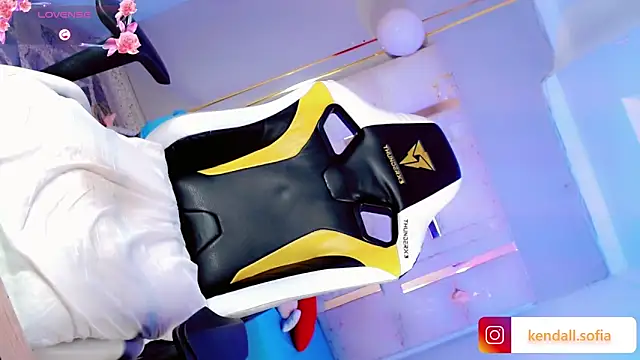 Sophiaa_doll_ webcam