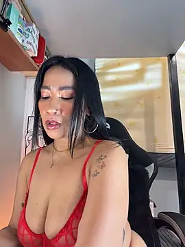 AsianMilfSheryl webcam