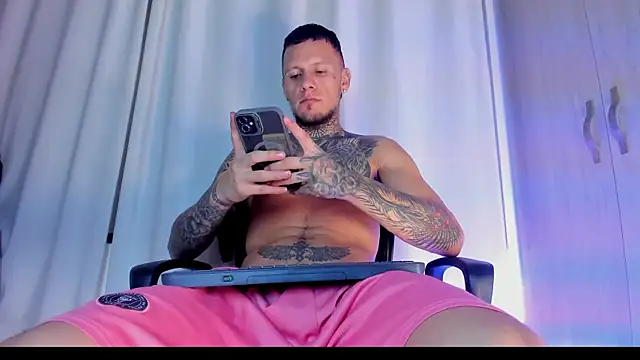 Kings_Ultimate webcam