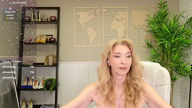 LadyLeea live sex cam