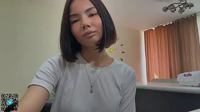 MarylnMonnier webcam