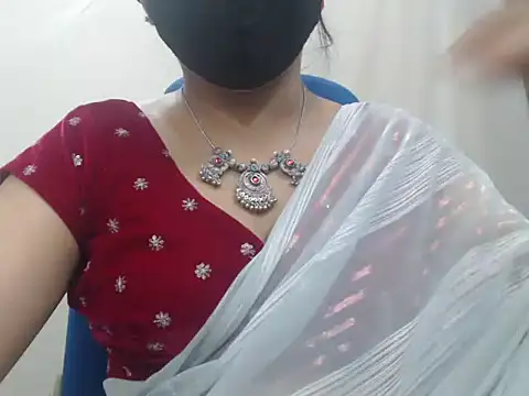 Lovely_Siri_23 webcam