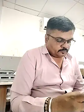 Desi_Lodo_Gujju_Boy webcam