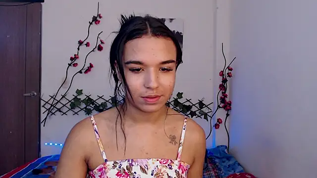 Candyy_doll__ webcam