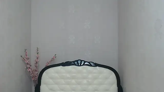 holliy_cooper - Holliy_Cooper's free webcam - UK Sex Cams