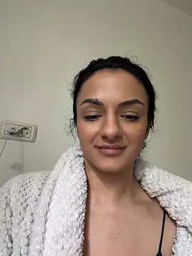 nnnoire - NNNoire's free webcam - UK Sex Cams