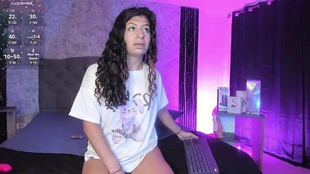 milyferrer - MilyFerrer's free webcam - UK Sex Cams