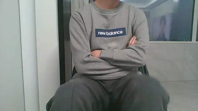 nole_china7 (Ask my age) - talk / fun / cum