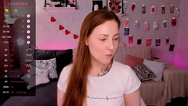 velvet_cherry_ webcam