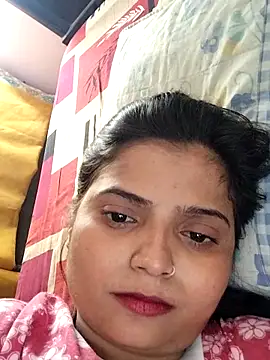 Webcam Model (Jaan-Heart)  is live.Free join now!