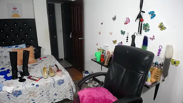 mature_bigboobs10 - Mature_bigboobs10's free webcam - UK Sex Cams