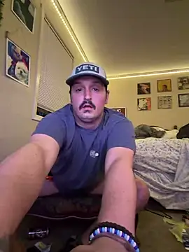 PoundedCajunGuy93 webcam