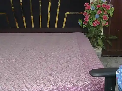 its-akeera (F young) - Boobs show  massage 🩰🙈