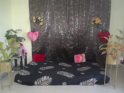 ishq_fever (F young) - Shower show in saree