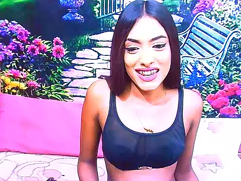 IndianPretty14u2Luv webcam