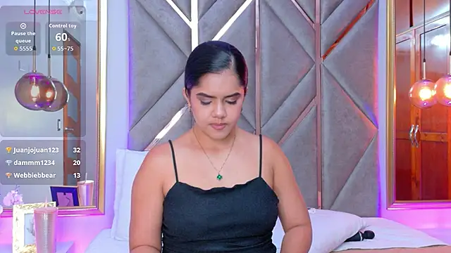 Martina-Roberts- webcam