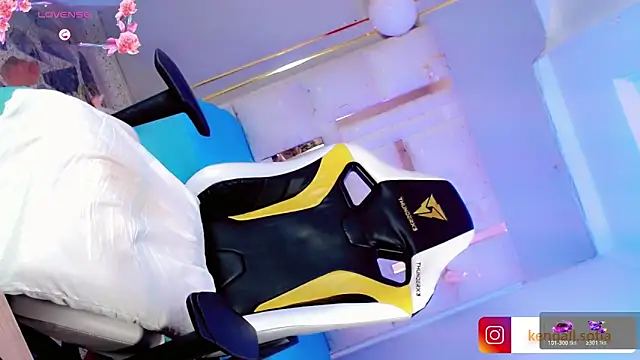 Sophiaa_doll_ webcam