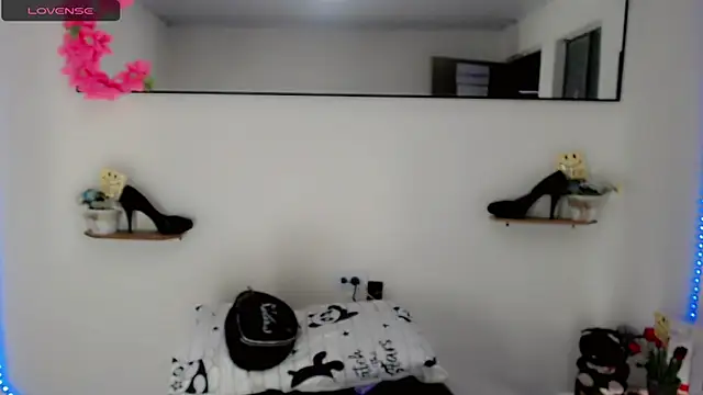 NathalialLooes webcam