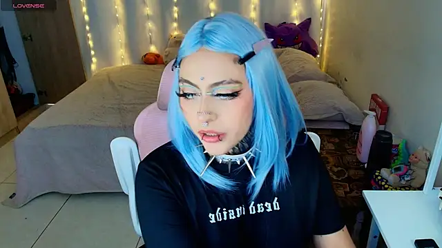 maliciaXpoison webcam