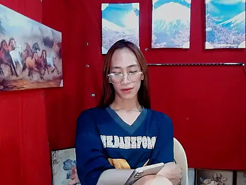 HottestLadyYuna webcam