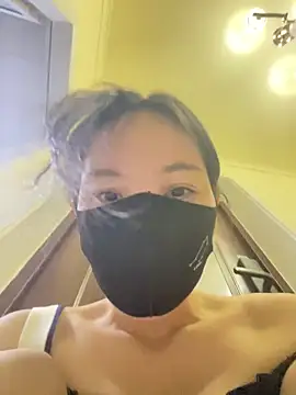 美女xinmengAZ在线直播