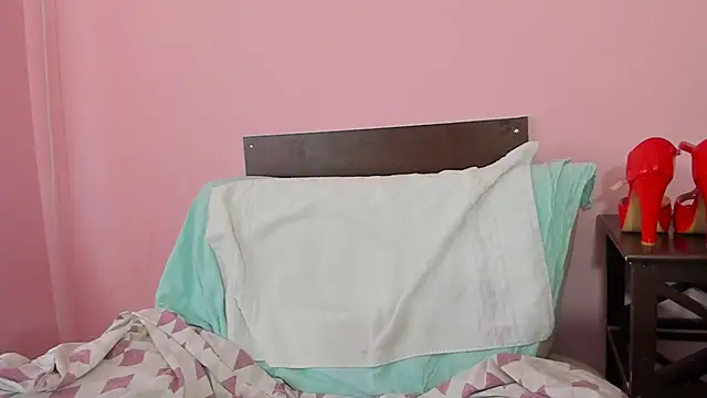 HotSweetAngel webcam