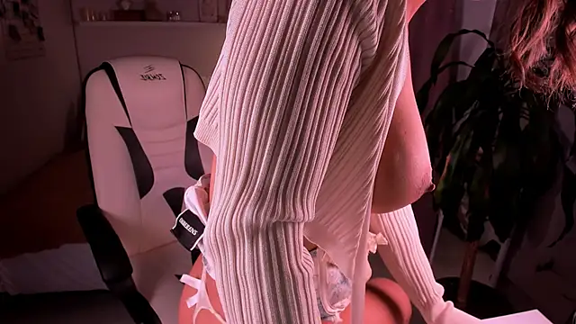 irma_dust - Irma_Dust's free webcam - UK Sex Cams