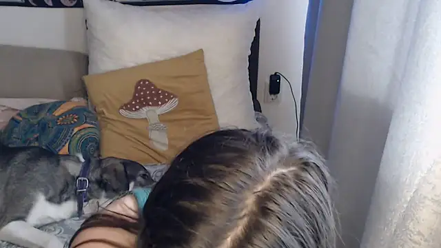 AlienforTwenty webcam