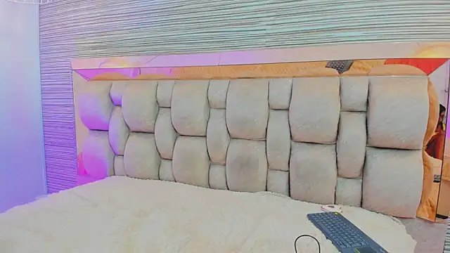 ashanti_shull webcam