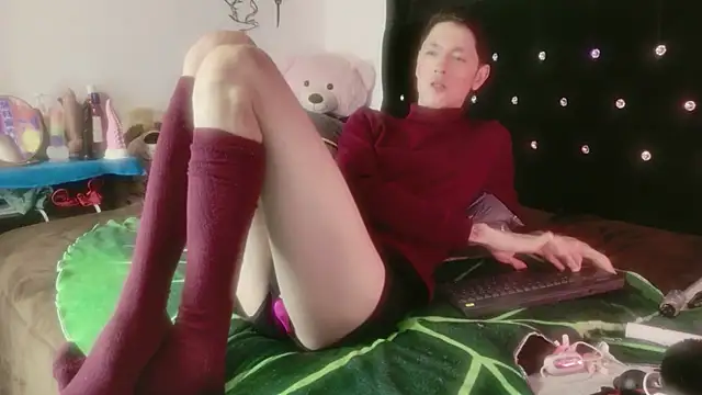 Tyler_cat live sex cam