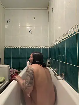 Naughtbaby_2025 webcam