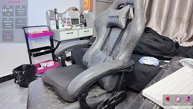 Rainbow-sweet webcam