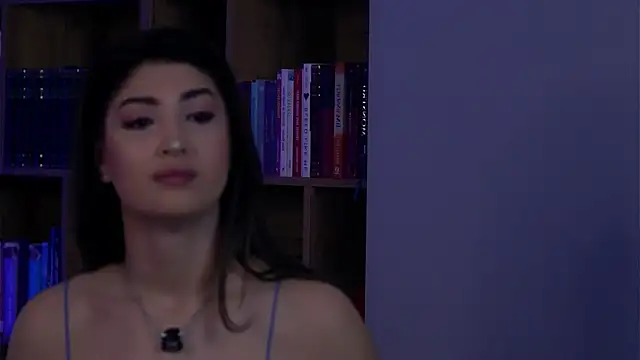 sarahpeach8 - SarahPeach8's free webcam - UK Sex Cams